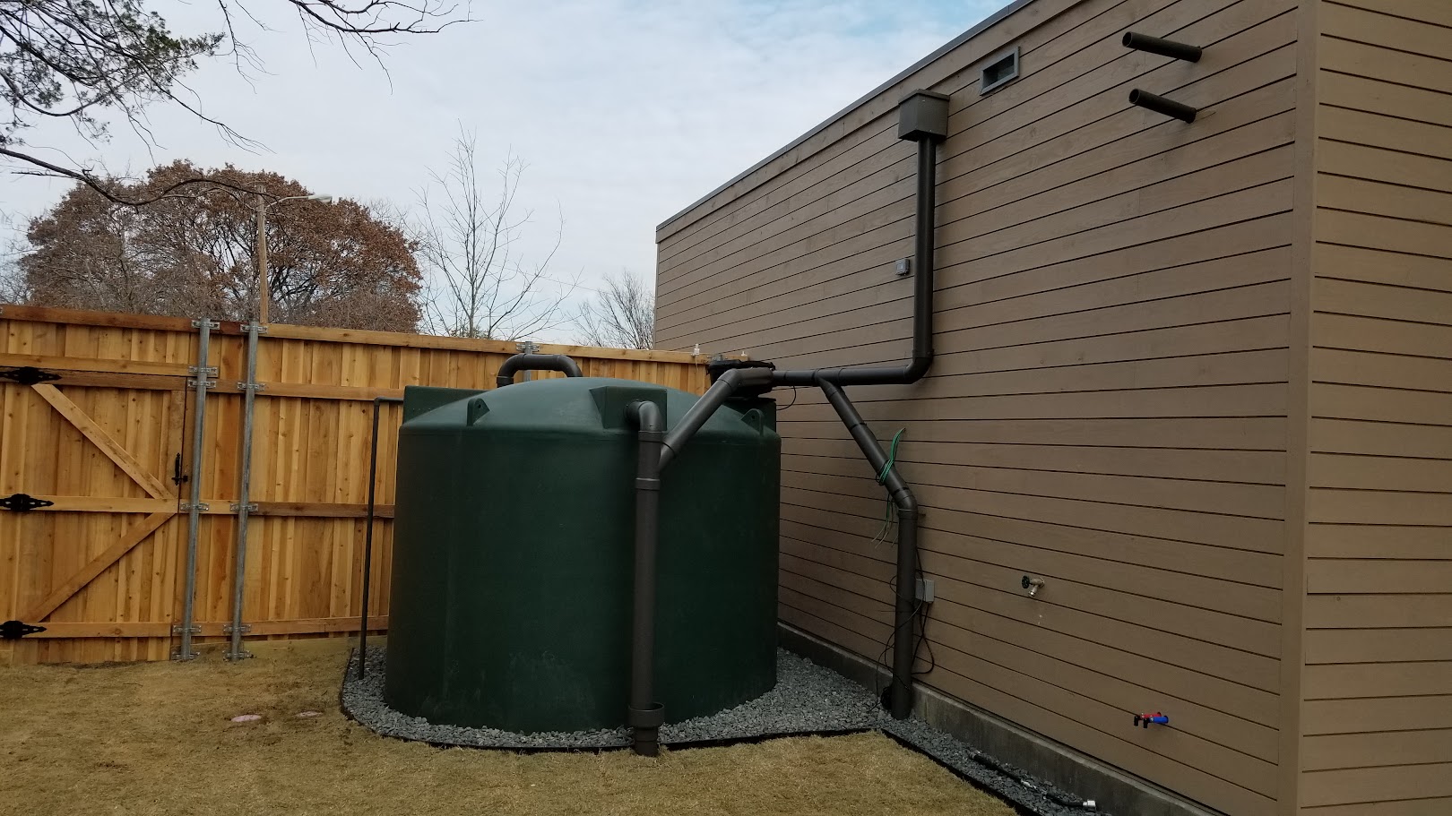 2500 Gallon Dark Green with Maelstrom | Enviro Logix Industries | Bushman USA
